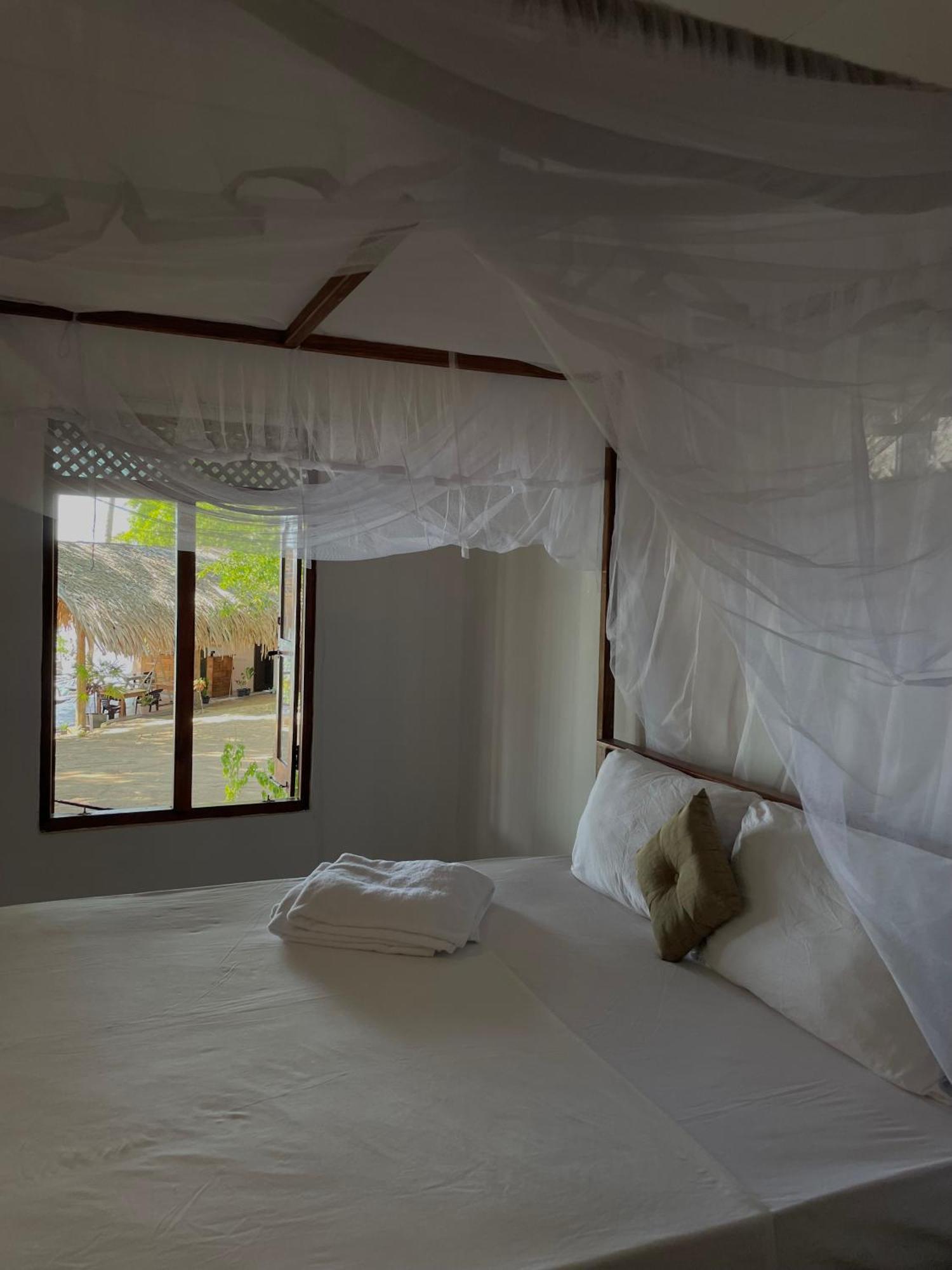 Hotel Ocean Vibe Srilanka Arugam Bay Exterior foto